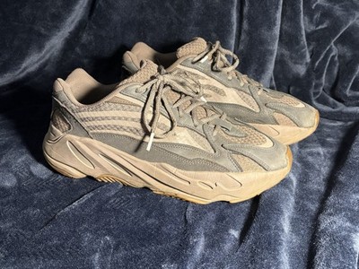Adidas Yeezy 700 V3 Mauve Sneakers size 10