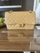 New Authentic CHANEL CLASSIC MEDIUM DOUBLE FLAP Beige Clair CAVIAR BAG Ghw FIRM