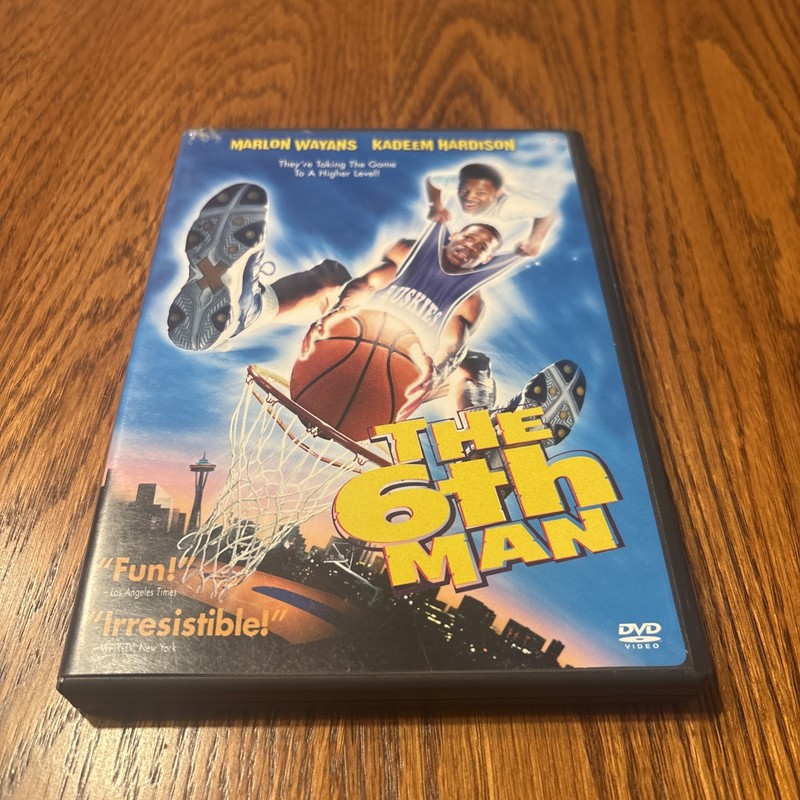 The 6th Man DVD Marlon Wayans Kadeem Hardison Touchstone Pictures Basketball