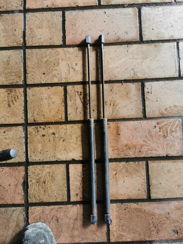 Fiat Seicento 187 Heckklappendämpfer Gasdruckdämpfer links rechts 46453503