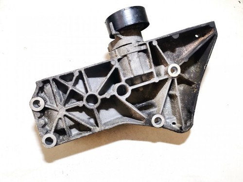 Volkswagen Golf 2007 Engine Mount Bracket and Gearbox Mount Bracke #1212355-20