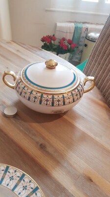 Wedgwood und Bentley Basilica Gemüseterrine neu selten siehe andere Angebote 