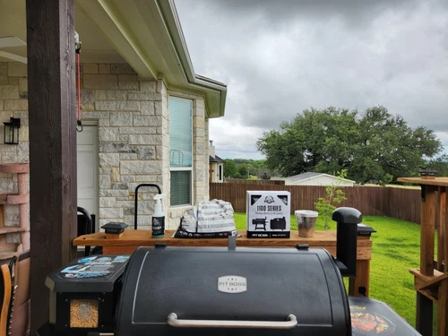 Pit Boss Pro V2 1150-Sq. inHammer tone Pellet Grill with Smart Compatibility - Picture 4 of 8