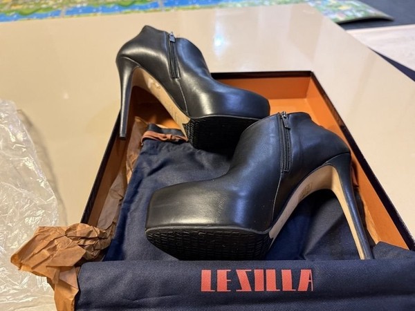 Women Le Silla Heels Black 37