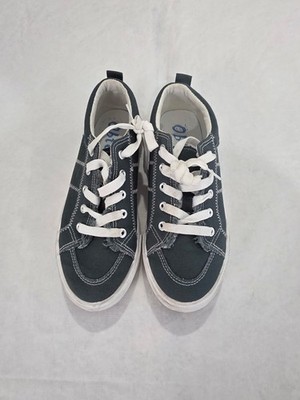 Obtaom Women's Canvas Sneakers Sz 8