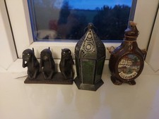 Antique Display Shelf Dumb Waiter with Carved Detailing and Turned Legs