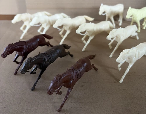 Vintage 1950s 1960s Marx Western Playset Indian Horse Pony Plastic Figures READ