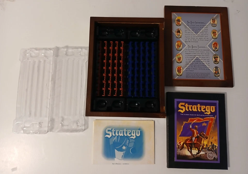 Stratego Colección Juego Vintage Estantería Madera Edición 2009 Completo Foto 2 de 4