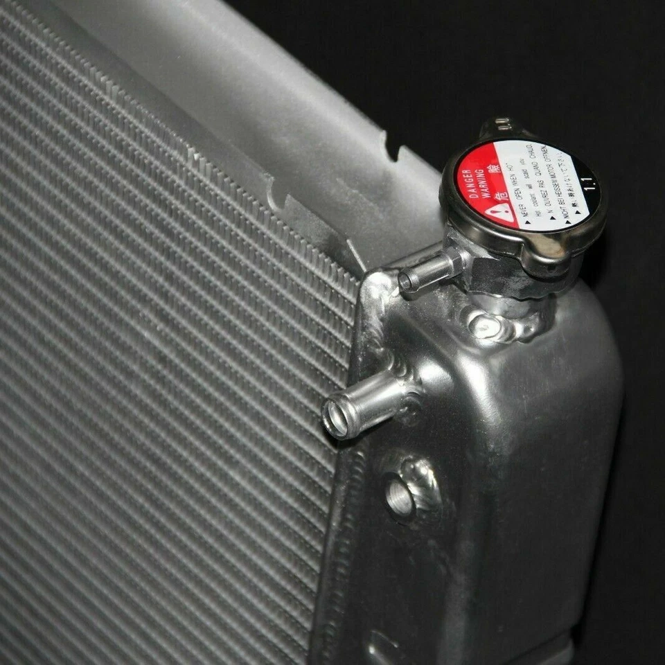 Radiador KKS de aluminio para 88-93 Chevy/GMC C/K Series S10 LLV 21" núcleo 3 filas Foto 4 de 4