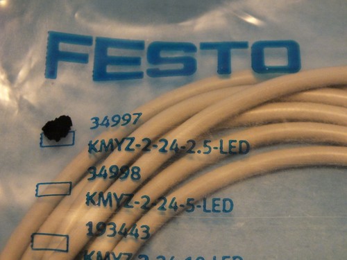 FESTO KMYZ-2-24-2,5-LED No. 34997 - Picture 2 of 5
