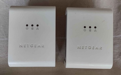 Netgear 85 Mbps Powerline Ethernet Switch Kit XEB1004-100NAS - Picture 11 of 16