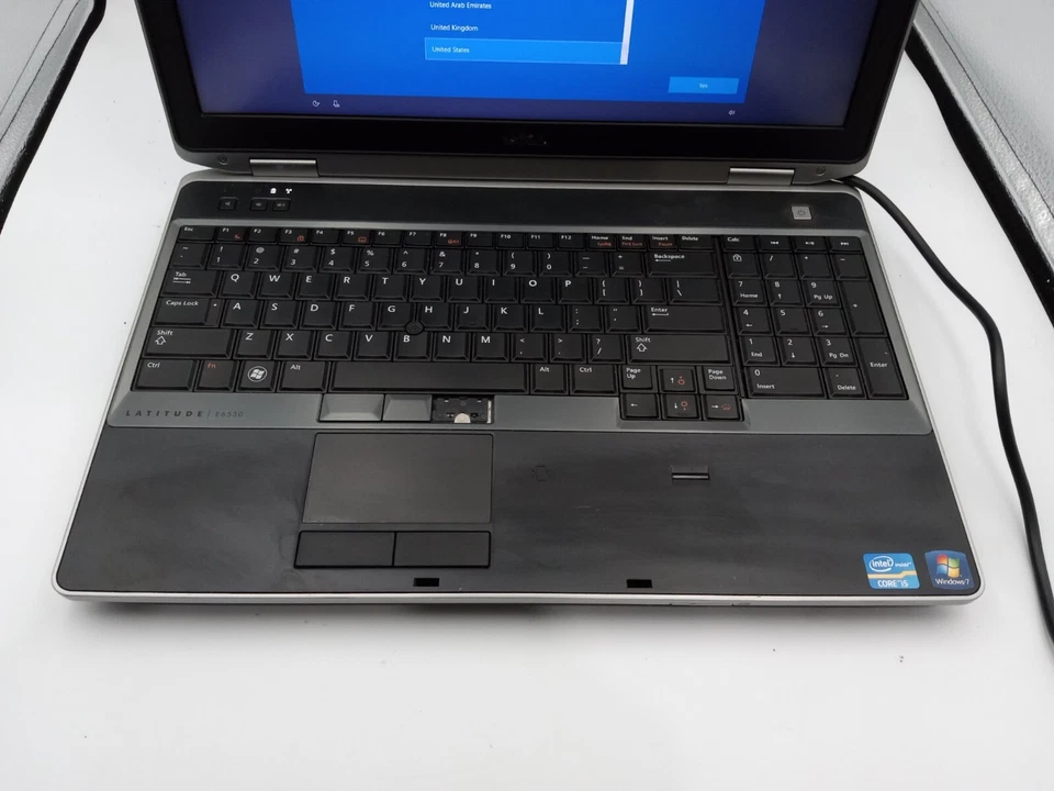 Dell Latitude E6530 15" Laptop Intel Core i5 4GB RAM 320GB HDD Win10 -READ -RR - Image 2 of 4