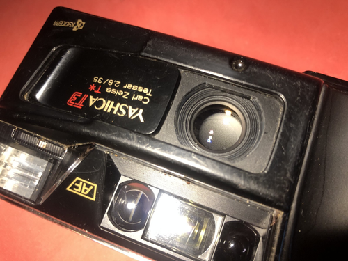 POINT AND SHOOT / YASHICA T3 f2.8 CARL ZEISS / VINTAGE 1988 TESTED -WORKS-READ⚠️ - Imagen 12 de 24