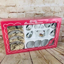 Vtg west Germany Fine China Child's / doll Tea Set Reutter Porzellan New sealed