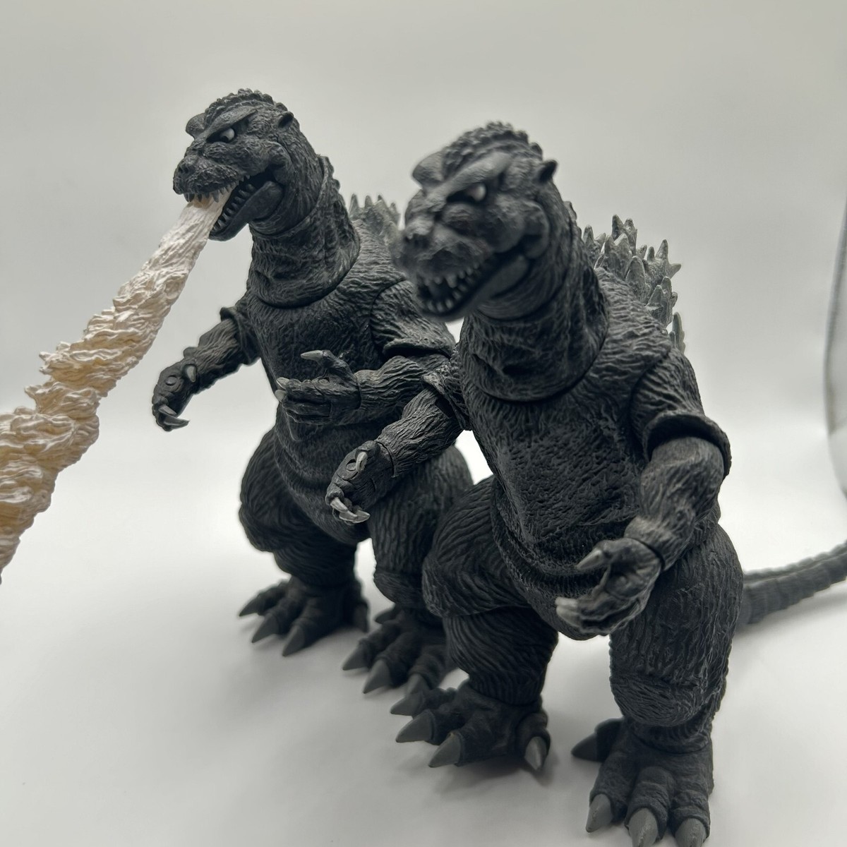 Lot of 2 Godzilla NECA 7