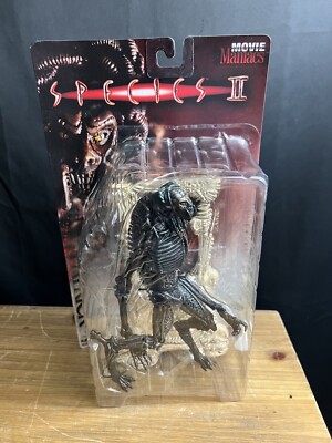 1998 MCFARLANE TOYS MOVIE MANIACS SPECIES II PATRICK ACTION 7.5