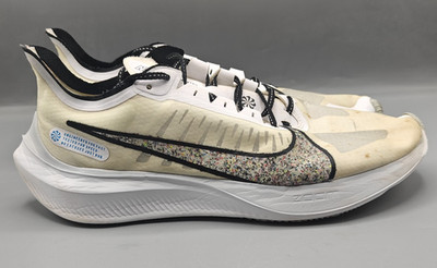 Nike Zoom Gravity 2019 Mens Size 12 BQ3202-101, Running Shoes.