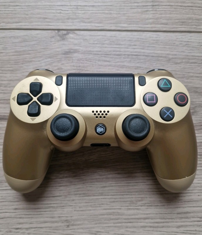 Sony CUH-ZCT2U Gold Wireless Gaming Controller for PlayStation 4 - Battle Beaver
