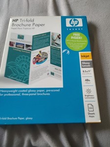 HP Tri-fold Brochure Paper Glossy Pk 100 Sheets NEW