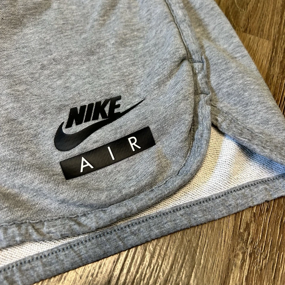 Pantalones Cortos Atléticos Vintage Nike Red Tag Bolsillos Algodón Talla Mediana Gris Foto 2 de 4