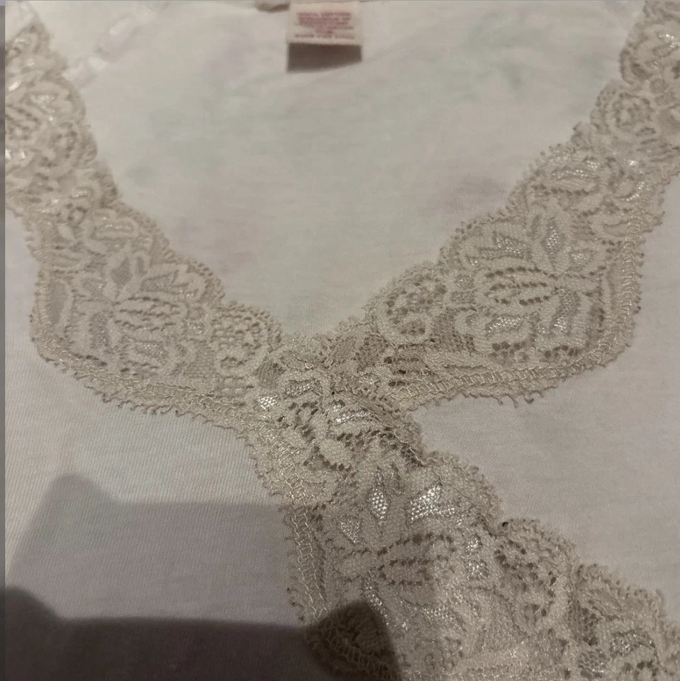 Authentic vintage Y2K Abercrombie & Fitch Cream lace long sleeve top - Image 3 of 4