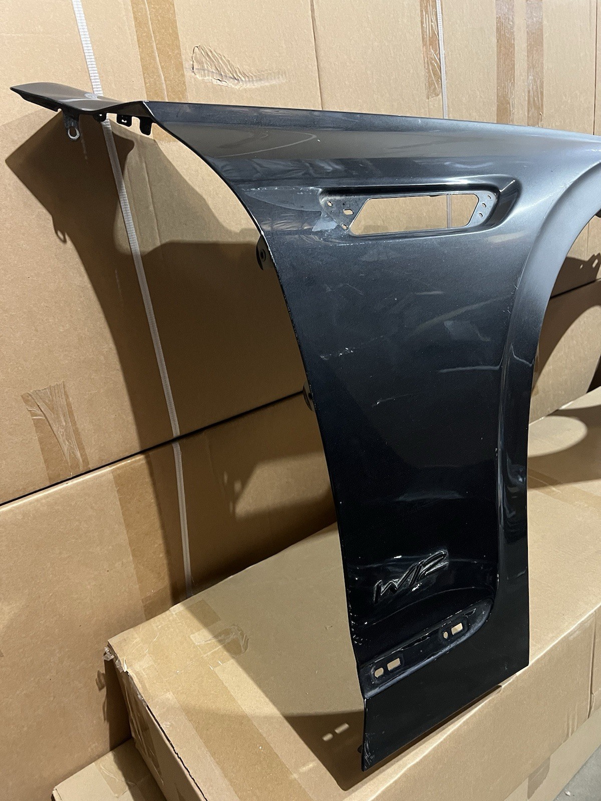 2020-2023 Bentley Flying Spur Right Passenger Side Fender 3SE 805 626 OEM