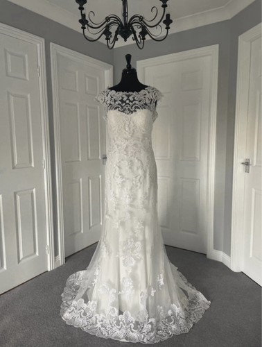 Maggie Sottero Wedding Dress Size 14 - Picture 2 of 7