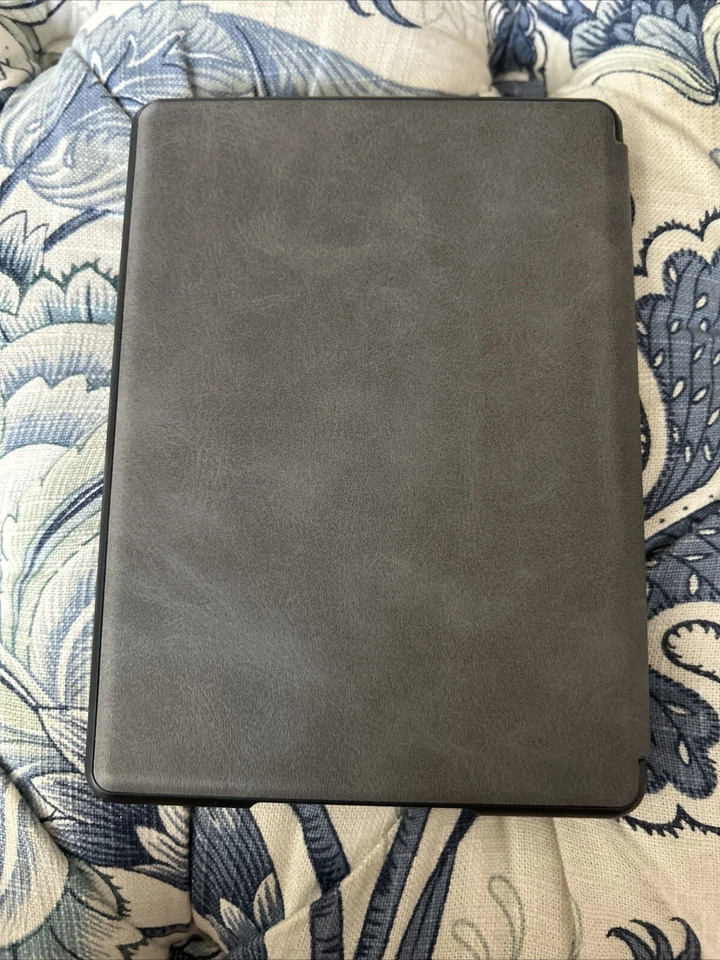 Slimshell Case For Kindle Paperwhite 2021 11th Generation Smart Cover - Image 4 of 4