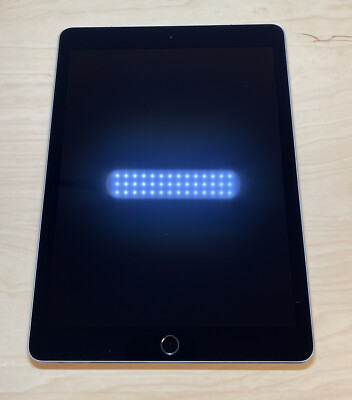 Apple iPad Pro 1st Gen. 128GB, Wi-Fi 4G (Unlocked), 9.7