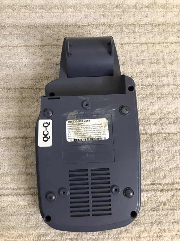 Veri-Fone, OMNI 3200SE POS Terminal solamente, sin cable de alimentación ni conexiones Foto 4 de 4