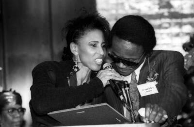 Nona Hendryx presents an award to Hank Ballard 1992 R & B Foundati- Old Photo 4