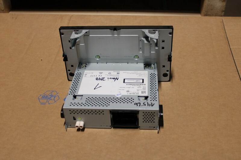 VW Composition Color Colour Bedieneinheit Radio Bluetooth 