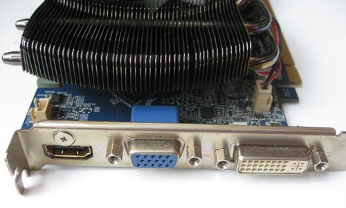 GIGABYTE Nvidia Geforce GTS250 / 1GB 256-bit / GDDR3 / PCIe - Picture 3 of 5