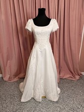 Mori Lee Ivory Beaded Embroidered Wedding Dress Size 4 with Train