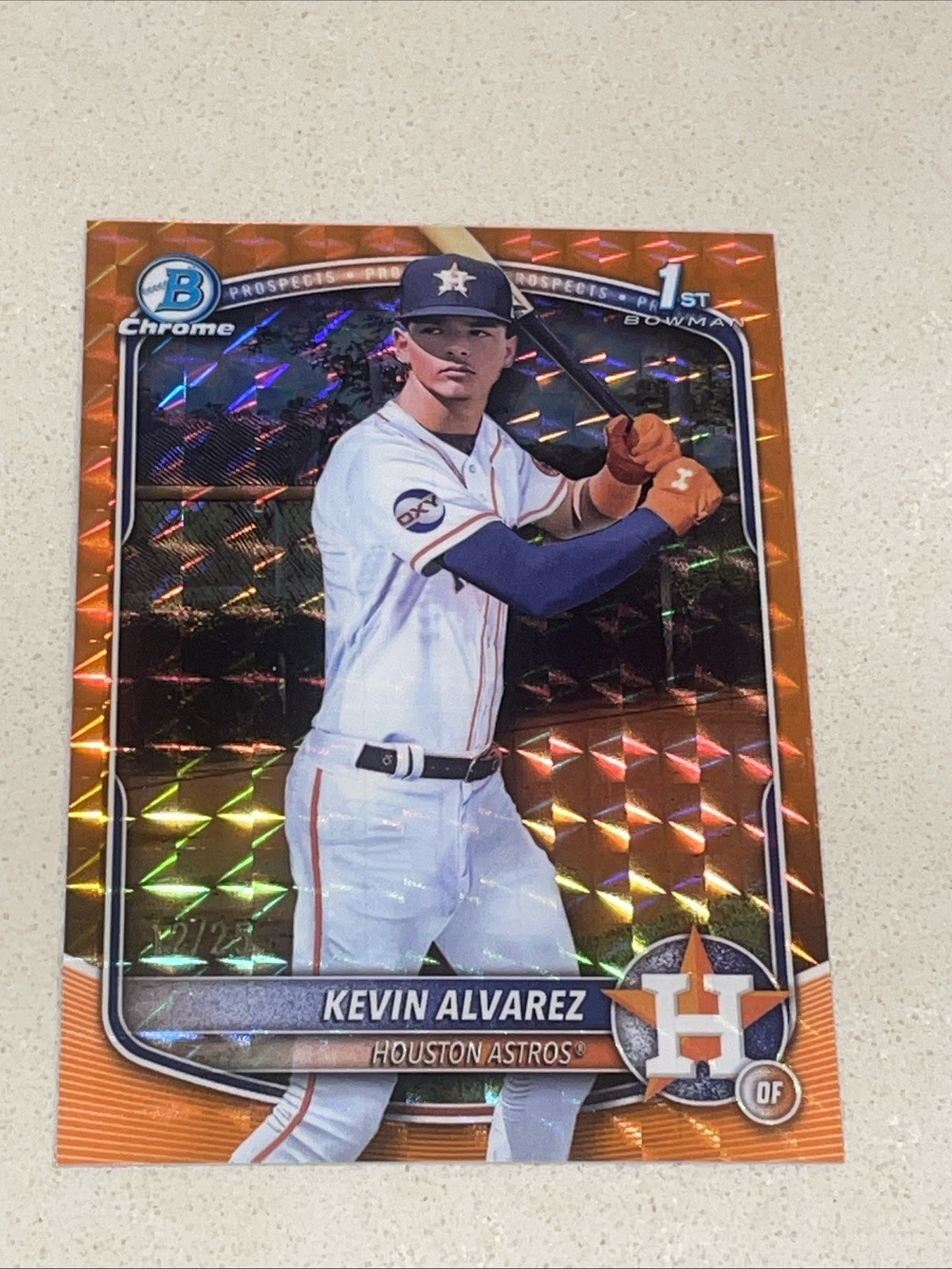 2025 Bowman Chrome - Kevin Alvarez 1st Bowman Orange Geometric Refractor /25 SSP