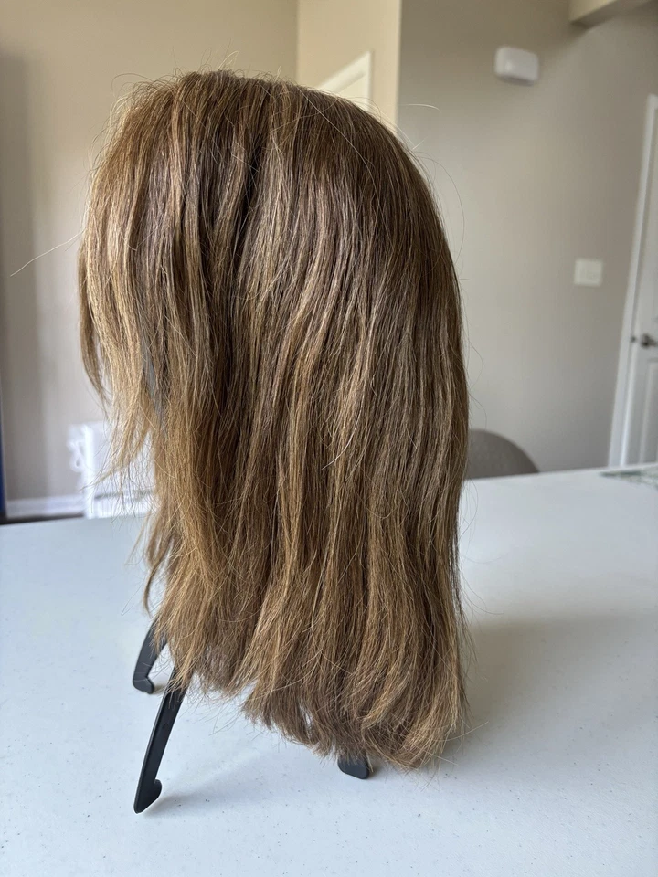 GRAN ENTRADA-PELUCA RAQUEL WELCH-CABELLO HUMANO-R10- Castaño-Encaje Frente MonoTop MemCap Foto 3 de 4