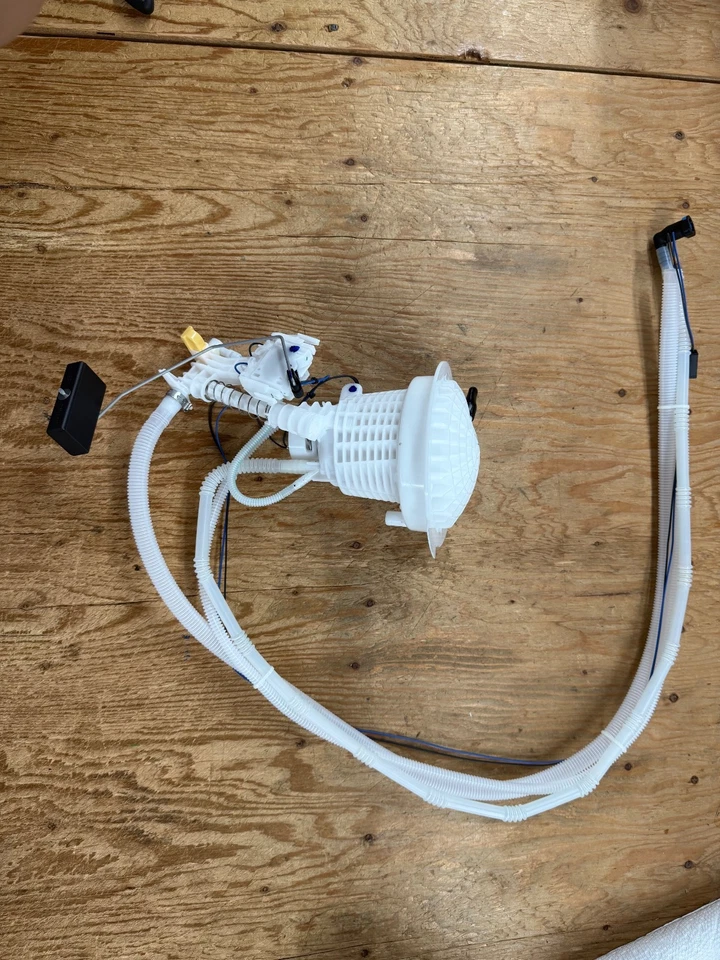 MÓDULO UNIDAD NIVEL BOMBA DE COMBUSTIBLE para Dodge Charger Challenger 2006-2023 OEM MOPAR NUEVO Foto 4 de 4