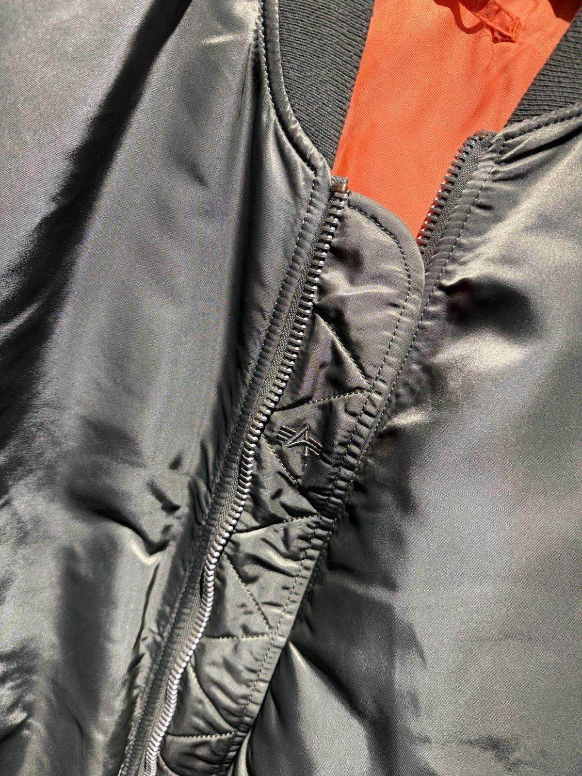 Alpha Industries Vintage Bomber Jacket MA-1 Men’s Size L Slim Fit - product detail image 4