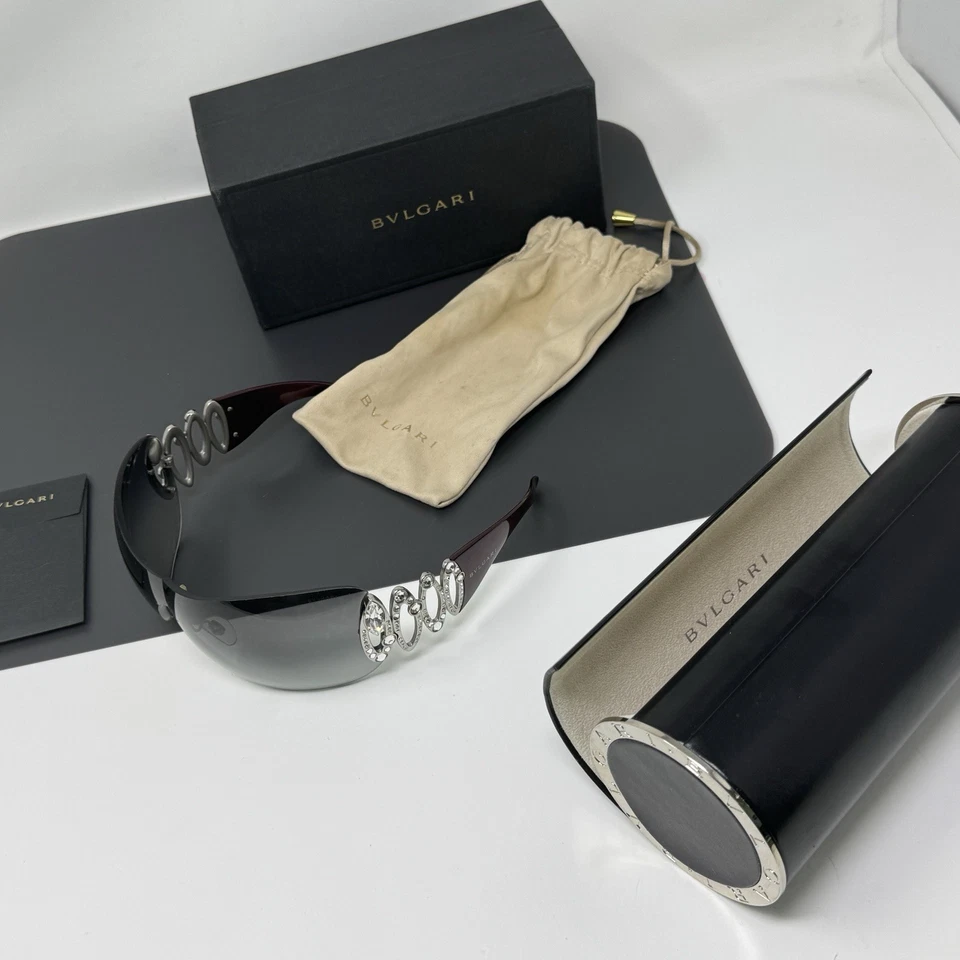 Gafas de sol Bvlgari borgoña plateadas pesadas estrás escudo 6017-B 102/8G 6017 B Foto 2 de 4