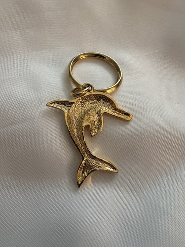 Lightweight Golden Dolphin Keychain, one-sided image (see pics) - Picture 2 of 2