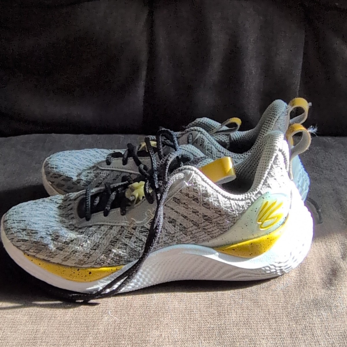 CURRY スニーカー グレー/イエロー Under Armour Curry Flow Gray Yellow Steph Curry Basketball