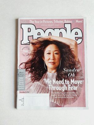 People Magazine December 13, 2021 - Sandra Oh - Dolly Parton - Simone Biles 