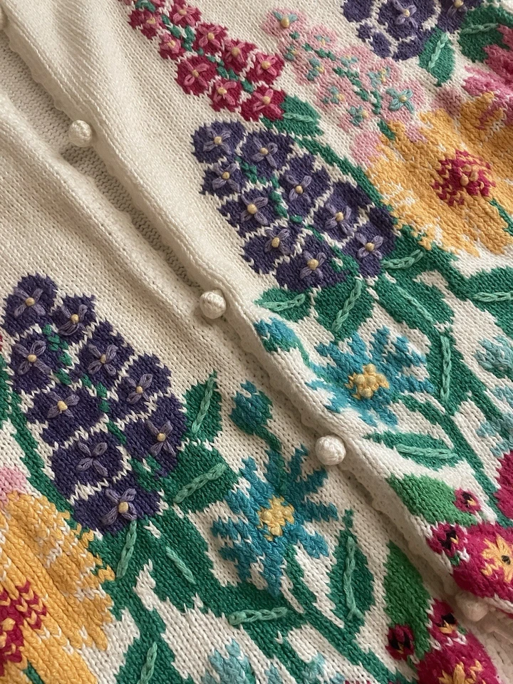 Northern Isles вручную вышитый кардиган свитер, цветочный, средний - Изображение 3 из 4