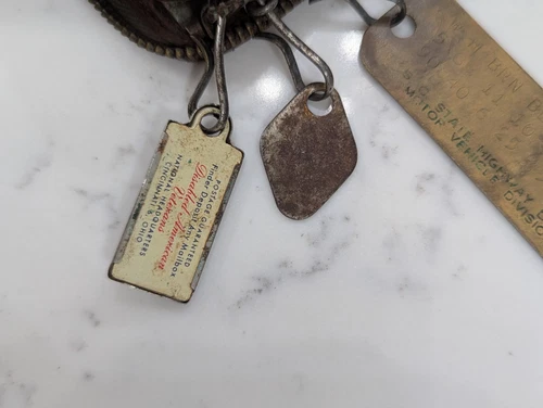 Vintage 1953 Brass South Carolina Drivers License N. Augusta SC Disabled Vet Tag - Imagen 5 de 11