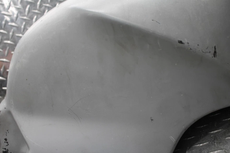 2004 APRILIA RSV1000 MILLE R GAS TANK FUEL CELL PETROL RESERVOIR - Image 4 of 4