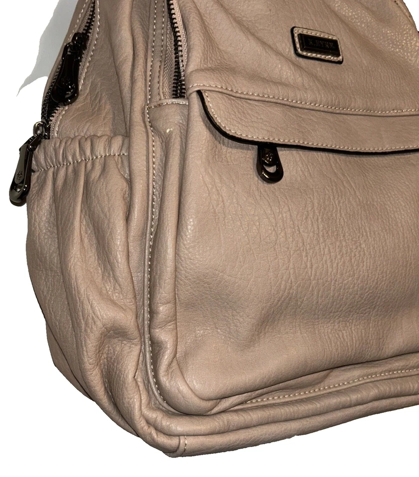 Mochila K Eyre, Rosa, 12" x 12.5" Foto 2 de 4