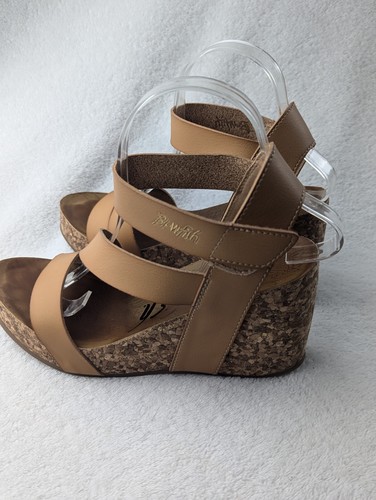 Lindas sandalias de cuña de corcho de cuero vegano tostado Blowfish para mujer 8,5 - Imagen 2 de 15