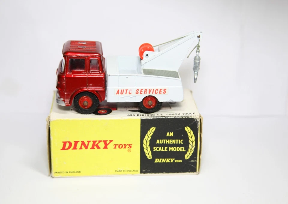 Camión de choque Dinky 434 Bedford TK en caja original - Excelente lote original 1 Foto 2 de 4