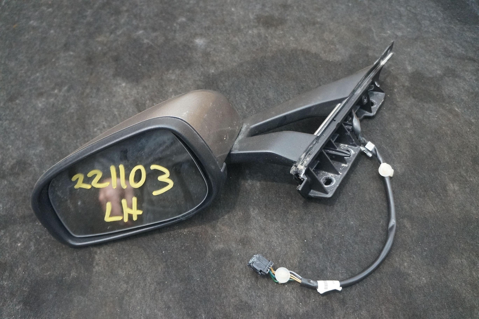 Left Driver Door Mirror Assembly Tungsten Silver OEM Aston Martin V8 Vantage 07