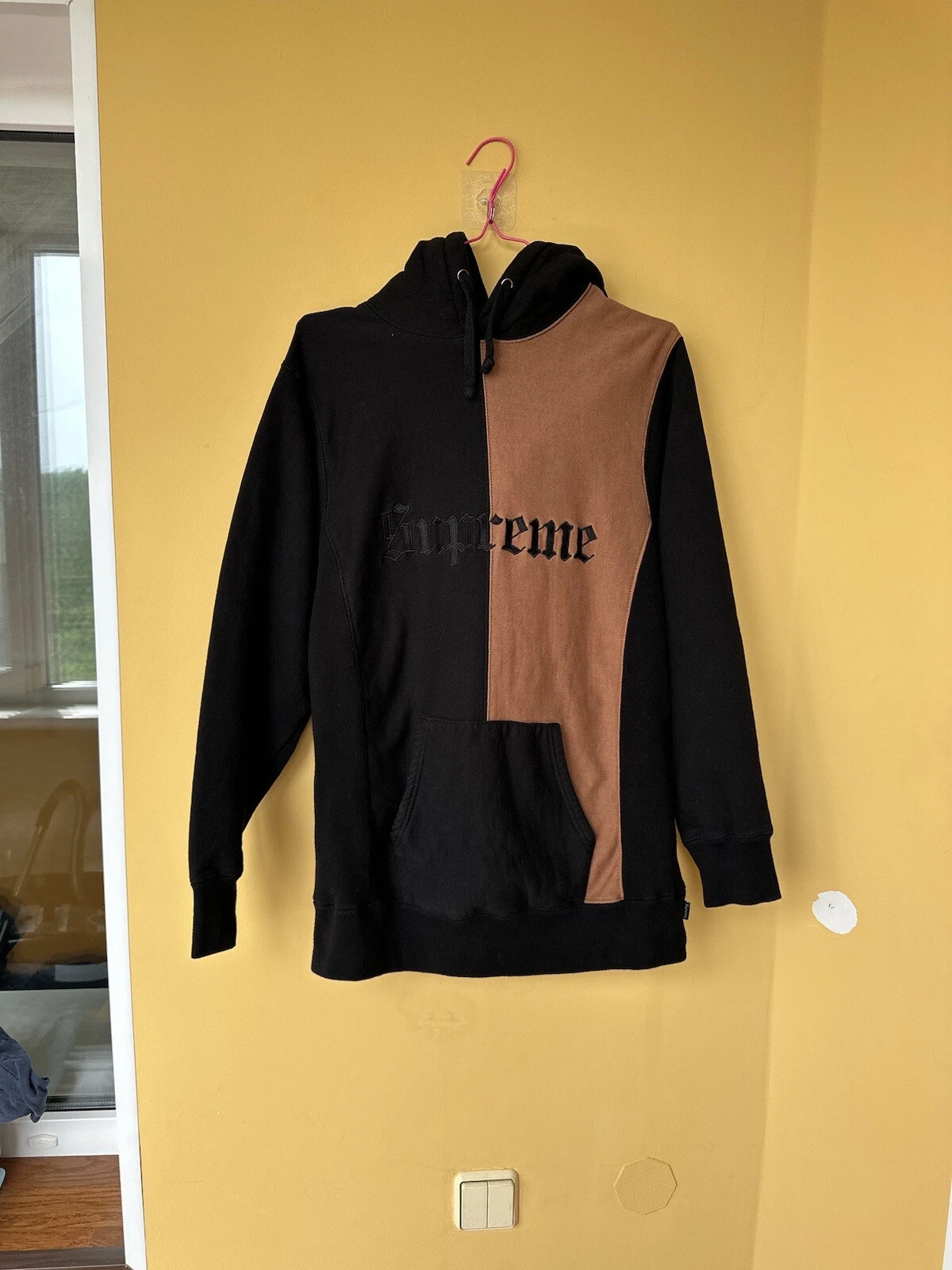 Sweat shirt à capuche anglais ancien Supreme Split noir marron moyen